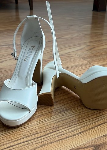 Beyaz Platform Topuklu Kadın Abiye Ayakkabı - Görsel 5