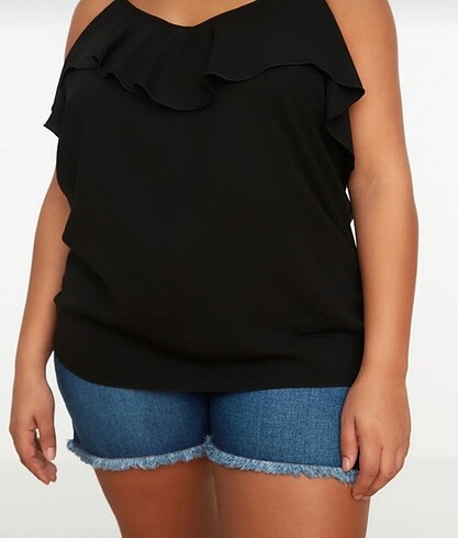Trendyol & Milla CURVE VOLANLI BLUZ