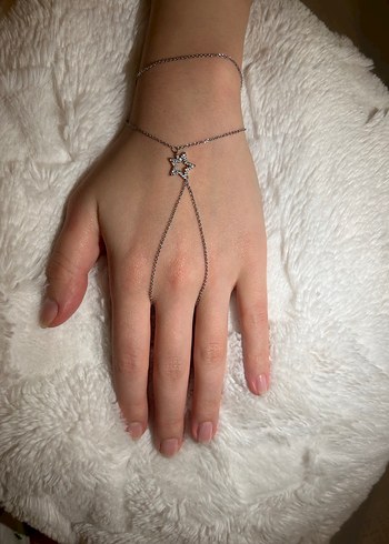 Yıldız Detaylı Minimalist Kadın El Zinciri - Görsel 2