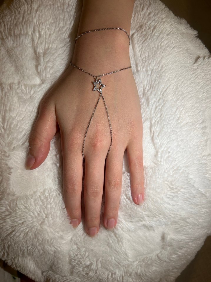 Yıldız Detaylı Minimalist Kadın El Zinciri - Görsel 2