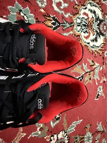 36 Beden Adidas spor ayakkabı