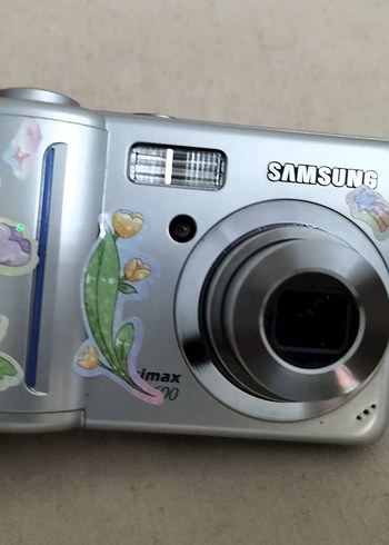 Samsung Dijital Fotoğraf Makinesi