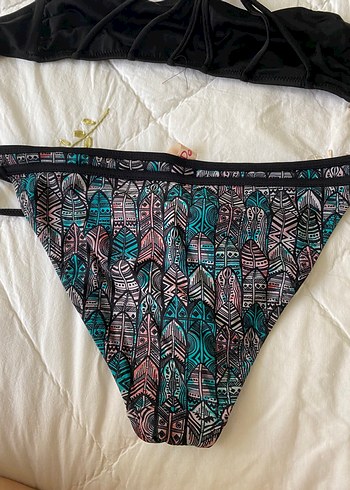 Siyah Bohem Dantelli İpli Bikini - Görsel 5