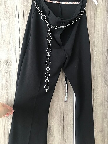 Kemerli Pantolon - Görsel 2