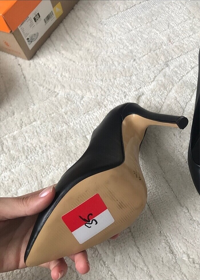 Siyah topuklu ayakkabı - Görsel 4