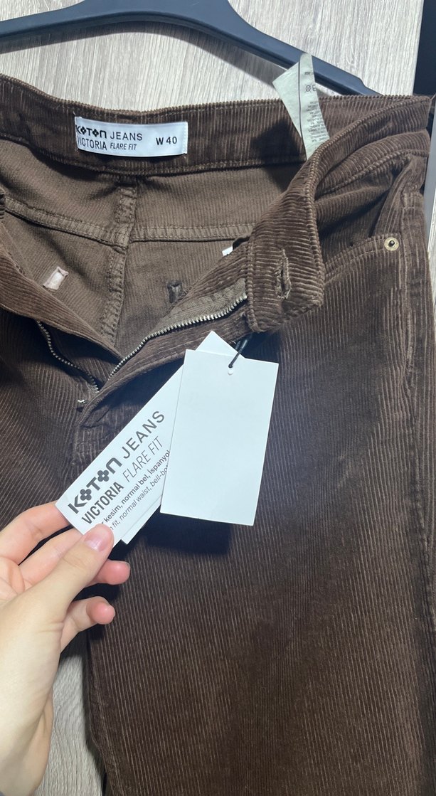 Düğmeli Kahverengi Süet Kadın Kot Pantolon - Görsel 3