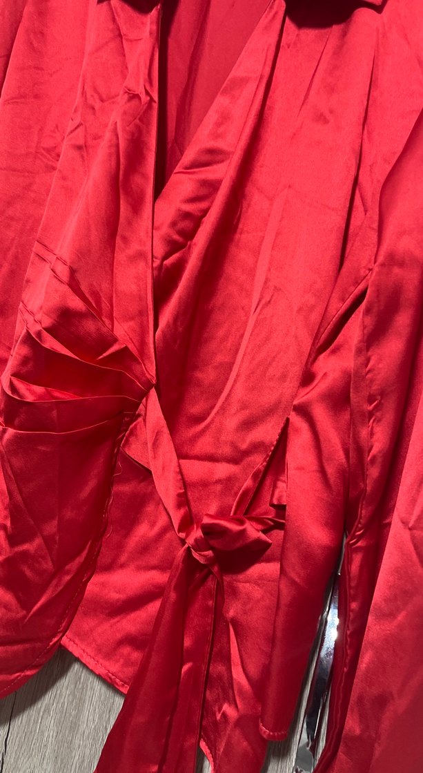 Kadın Kırmızı Saten Gömlek Ceket - Görsel 2