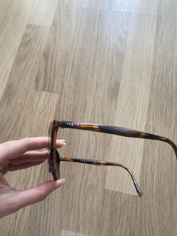 Vogue Kahverengi Kadın Güneş Gözlüğü ÇERÇEVESİ - Görsel 3