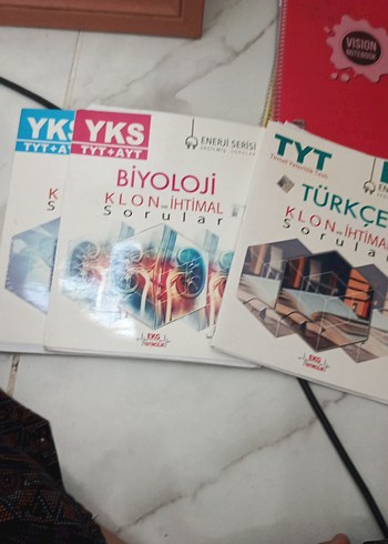 YKS TYT-AYT Biyoloji ve Türkçe Soru Kitapları