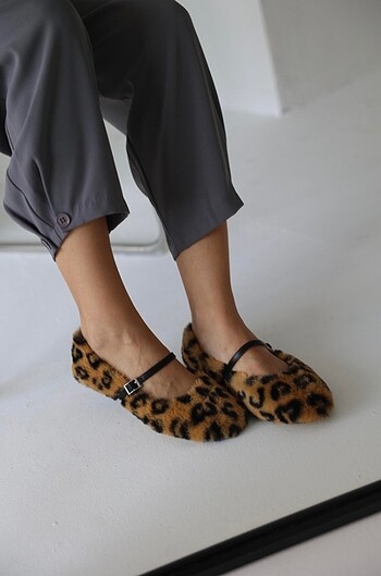 NOVEMBER BABET LEOPAR
