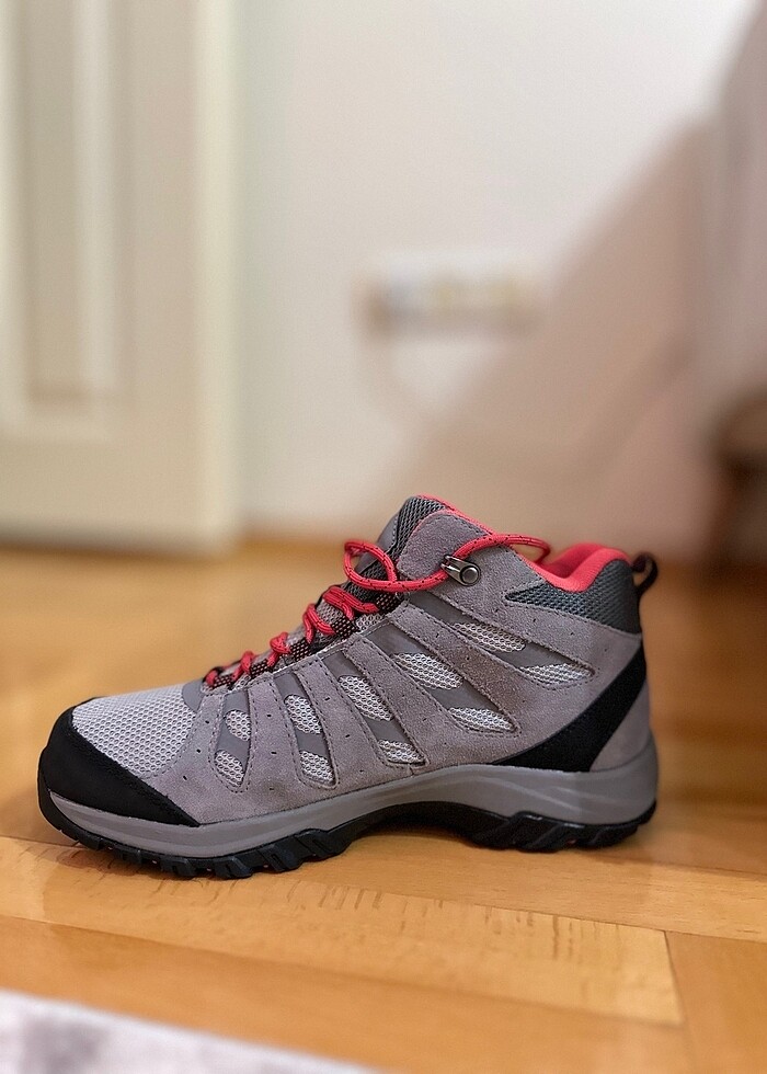 Columbia Spor Bot - Görsel 2