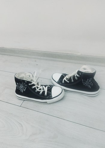 35 Beden Siyah Gotik tarzı Converse