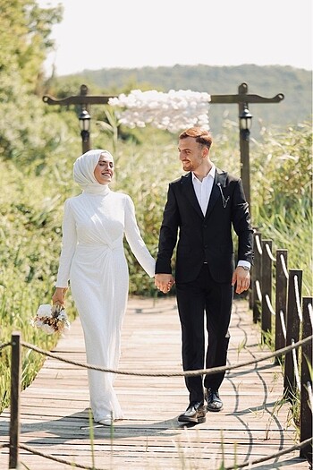 Nikah elbisesi