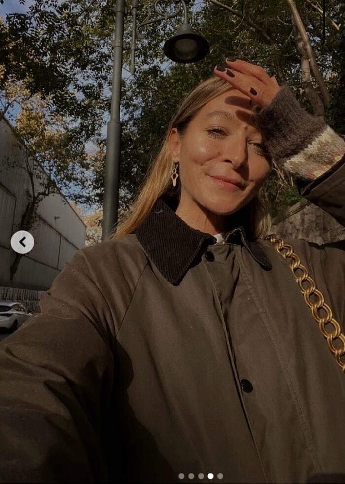 Mango yeni sezon mumlu görünümlü parka - Görsel 4