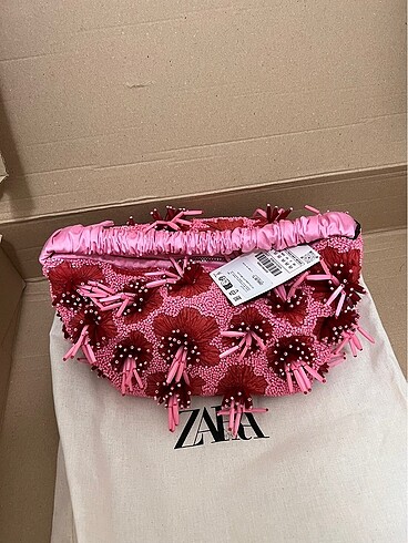 Zara Zara boncuklu çanta