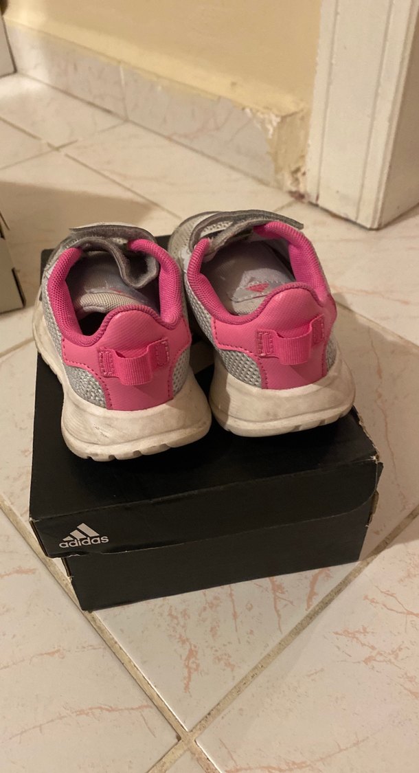 Kız Çocuk Gri Adidas Spor Ayakkabı - Görsel 3