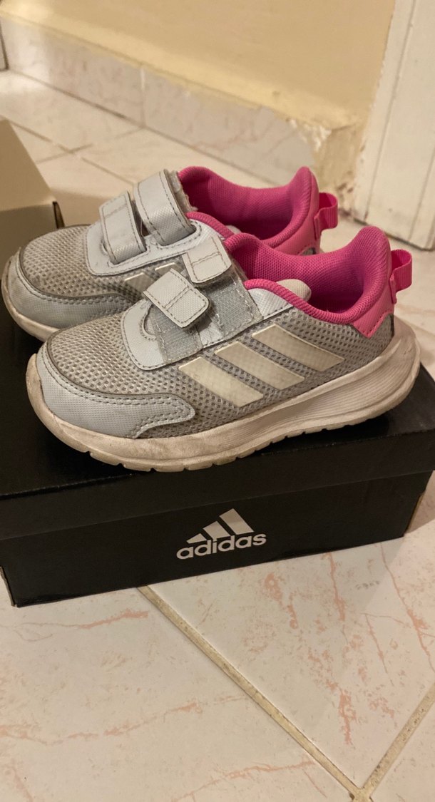 Kız Çocuk Gri Adidas Spor Ayakkabı - Görsel 2