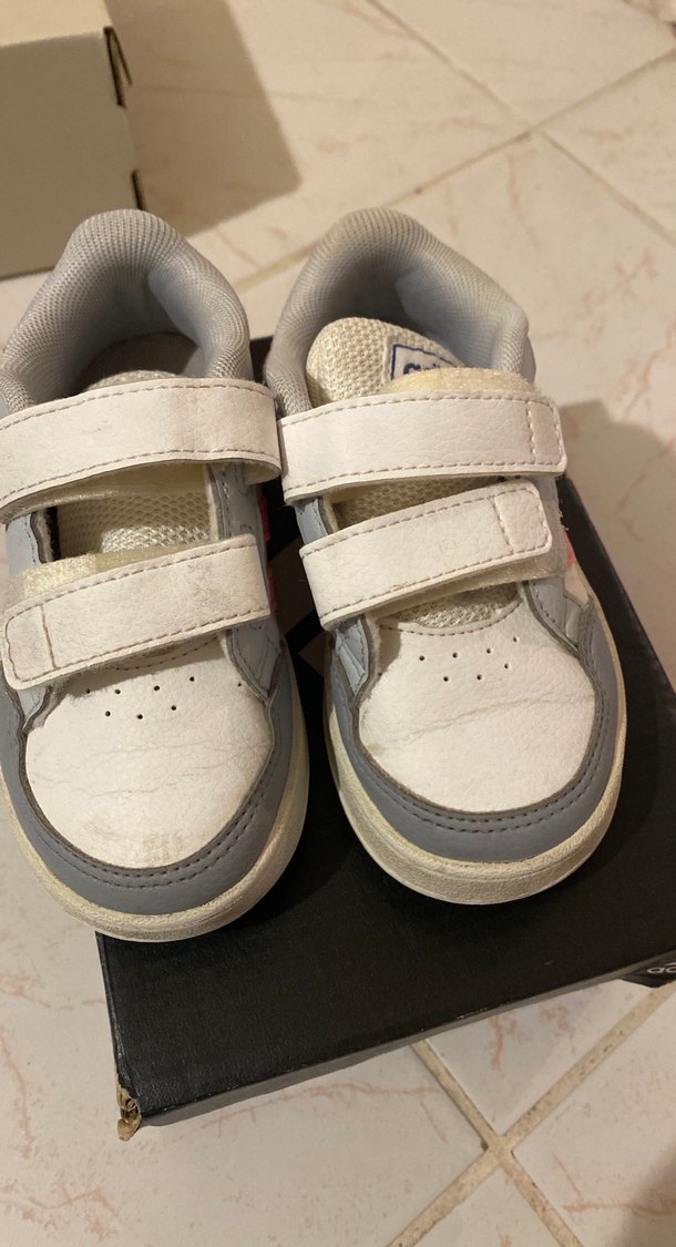 Kız Çocuk Beyaz Gri Spor Ayakkabı adidas 23 numara - Görsel 5