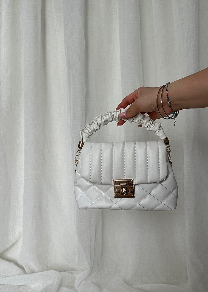 Beyaz çanta - Görsel 2