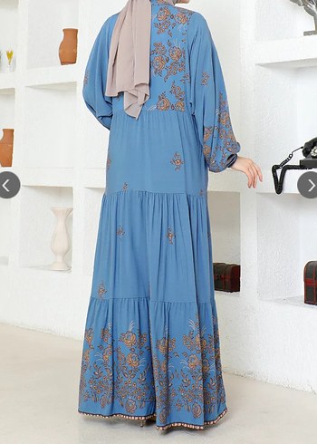 Mavi İşlemeli Boncuk Detaylı Uzun Elbise - Görsel 2