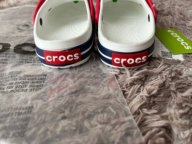 40 Beden beyaz Renk CROCS terlik