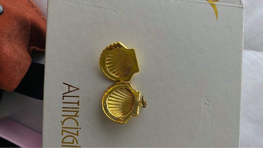 American Vintage İstiridye çelik locket kolye ucu