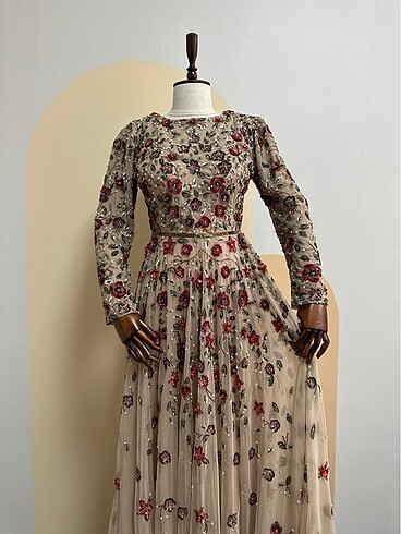 Floral Boncuk İşleme Abiye