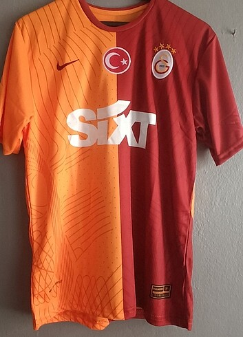Galatasaray parçalı forma yeni sezon