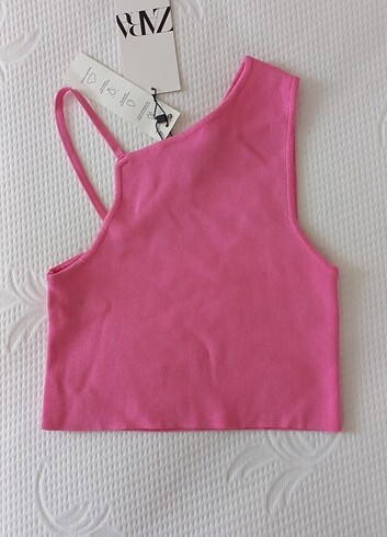 Zara asimetrik top