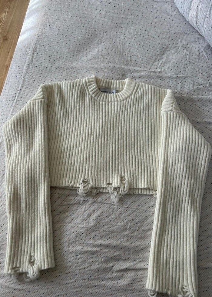 Bershka yırtık detaylı kazak - Görsel 4