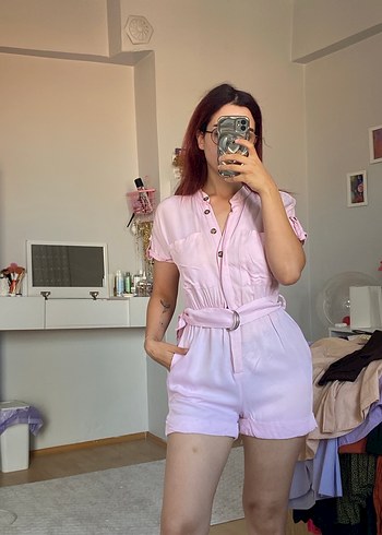 Düğmeli Kısa Pembe Tulum