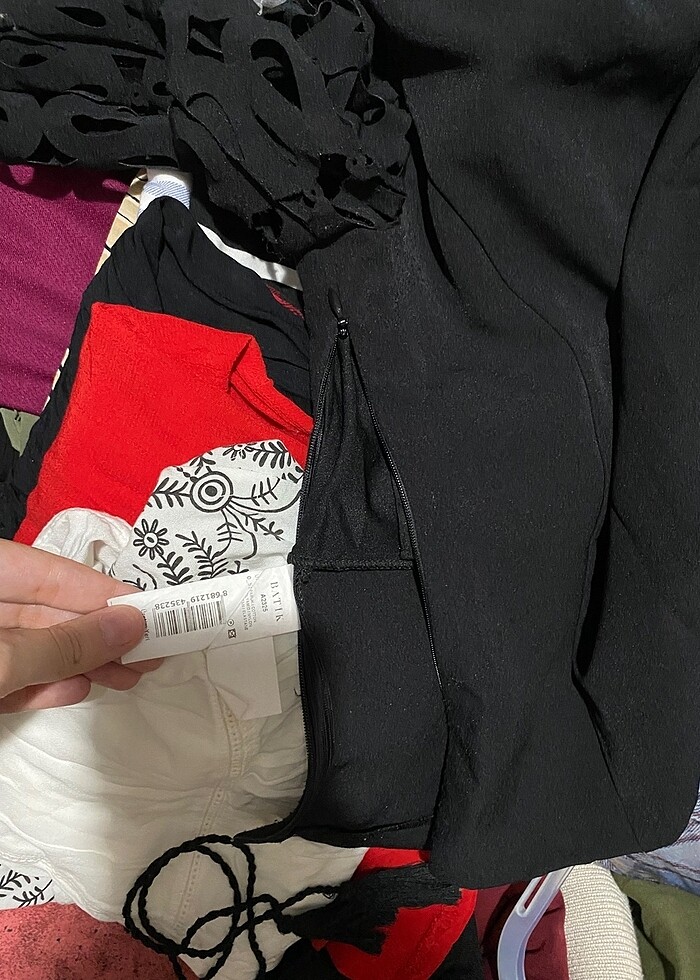 Kol detaylı batik bluz - Görsel 3