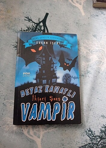 Beden Renk Beyaz Kanatlı Vampir 1, 2,3