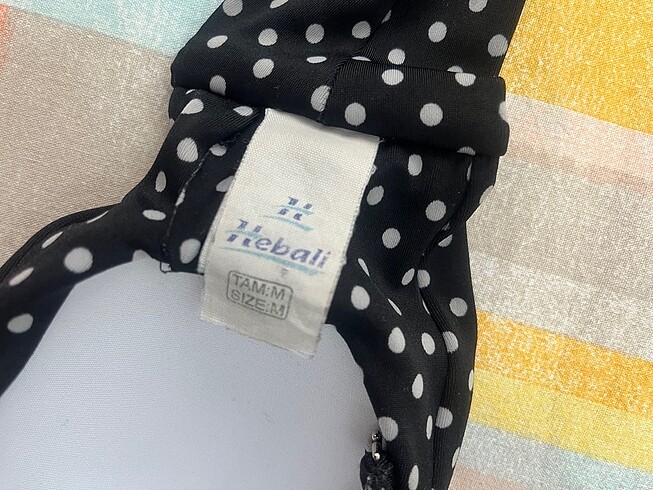 m Beden Bikini üstü