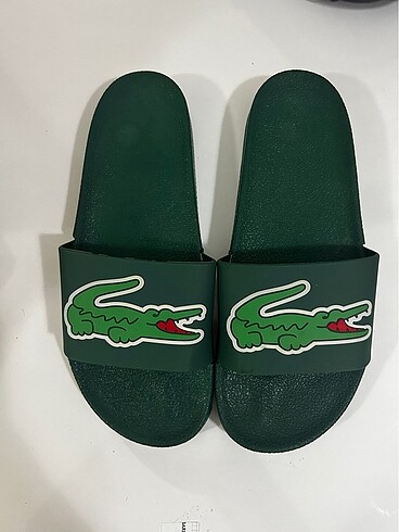 Lacoste terlik