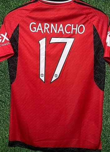 Manchester United yeni sezon forma Garnacho yazılı 