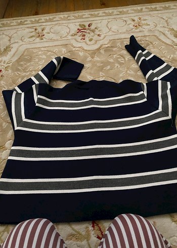 Düğmeli Siyah Mini Kadın Hırka ambar - Görsel 6