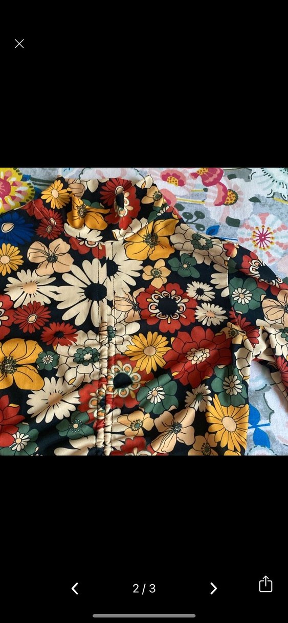 Çiçek Desenli Bluz - Görsel 2