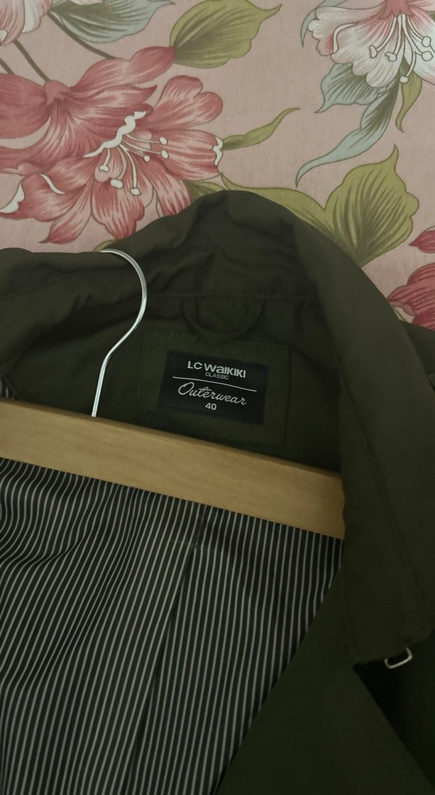 Düğmeli Yeşil Midi Kadın Trençkot - Görsel 3