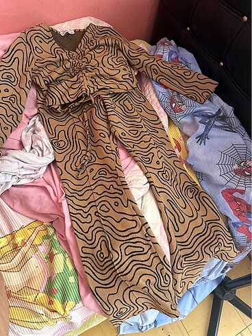 s Beden camel Renk Zebra desenli kahve rengi takım????????????????