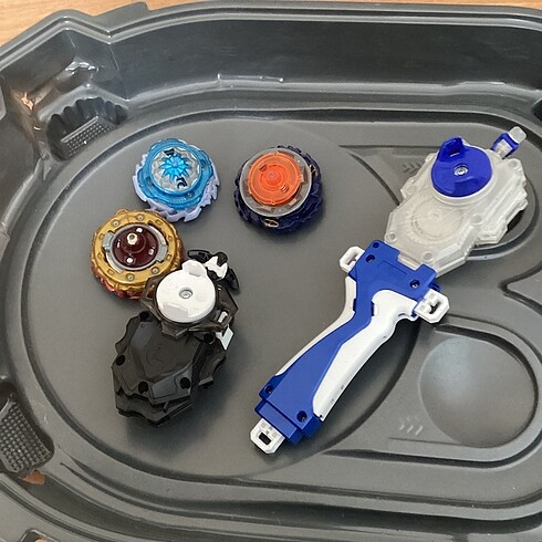  takara tomy beyblade