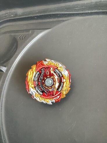  Beyblade world spriggan