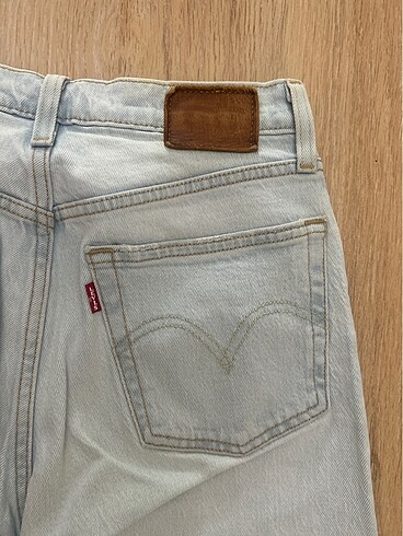 26 Beden Levis mom fit jean