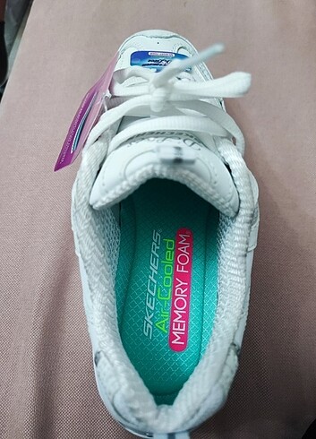 35,5 Beden beyaz Renk Orijinal Skechers D'Lites Ayakkabı