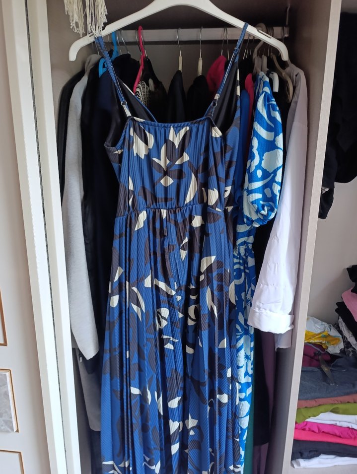 Lacivert Pilili Askılı Uzun Elbise - Görsel 2