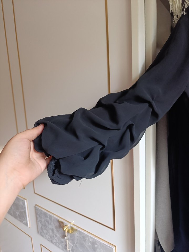 Drapeli Siyah Uzun  Elbise - Görsel 3