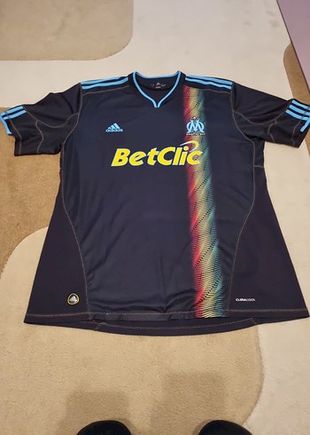 Olympique Marsilya 2010-2011 3. forması