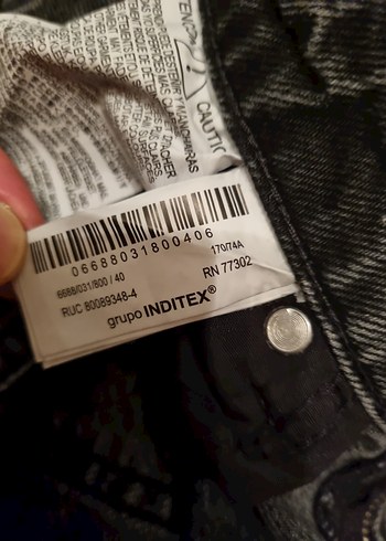 40 Beden siyah Renk Zara jean