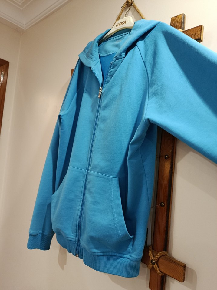 Kadın Mavi Kapüşonlu Fermuarlı Sweatshirt - Görsel 3