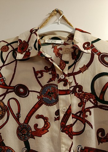 Desenli Şık Kadın Gömlek - Görsel 2